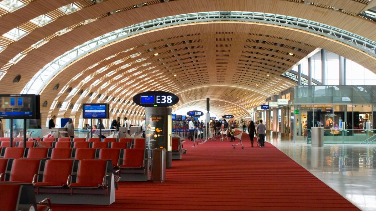 Charles de Gaulle Airport (Roissy Airport)