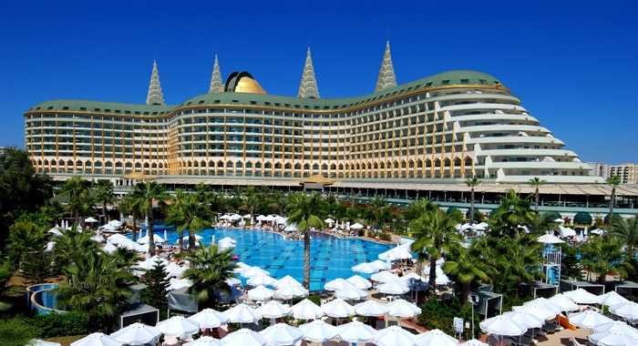 Delphin Imperial Lara – Voiaj International