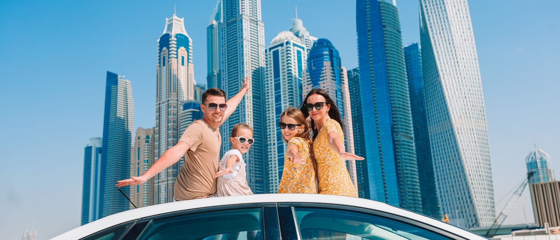 Vacanță în Dubai – skyline modern, plaje și hoteluri de lux