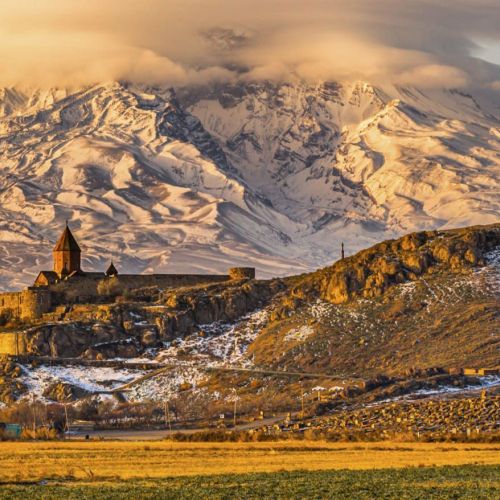 Tur Armenia 4 zile – peisaje montane și mănăstiri istorice într-o experiență autentică