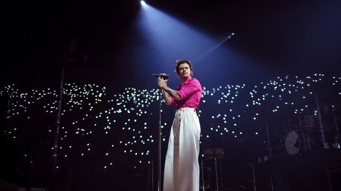 Concert Harry Styles – show live cu artistul pe scenă