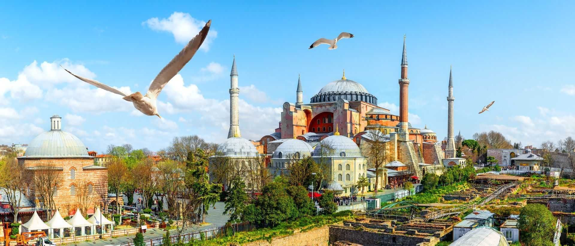 Zboruri spre Istanbul – Cele mai bune tarife