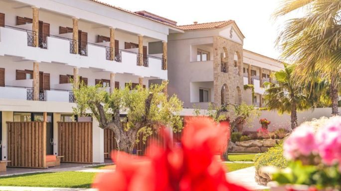 Забронируйте Tresor Sousouras в Халкидики, Греция, с Voiaj International и спланируйте свой отдых просто и удобно.