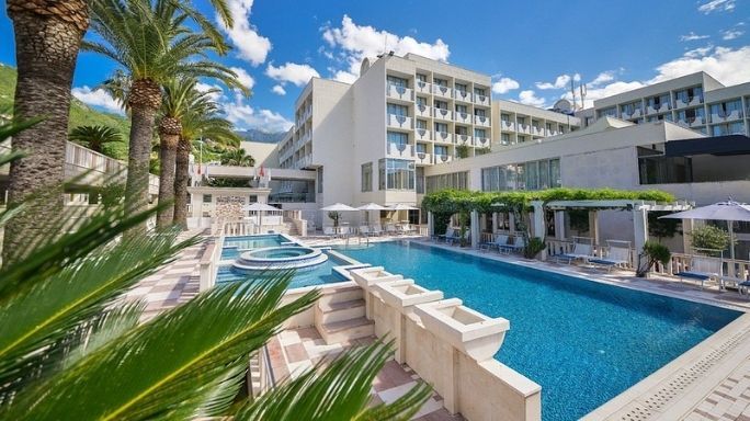 Rezervă Mediteran Becici Wellness &amp; Spa Congress Centre, Becici , Muntenegru, cu Voiaj International și planifică-ți sejurul într-un mod simplu și organizat.